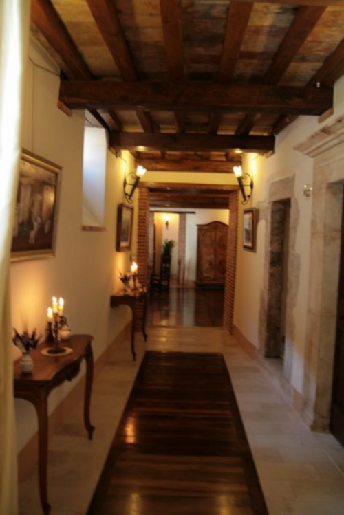 Hall di Palazzo la Loggia