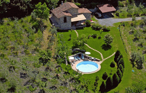 Agriturismo in Toscana Centopino - VILLA TOSCANA con piscina AGRITURISMO TOSCANA CENTOPINO